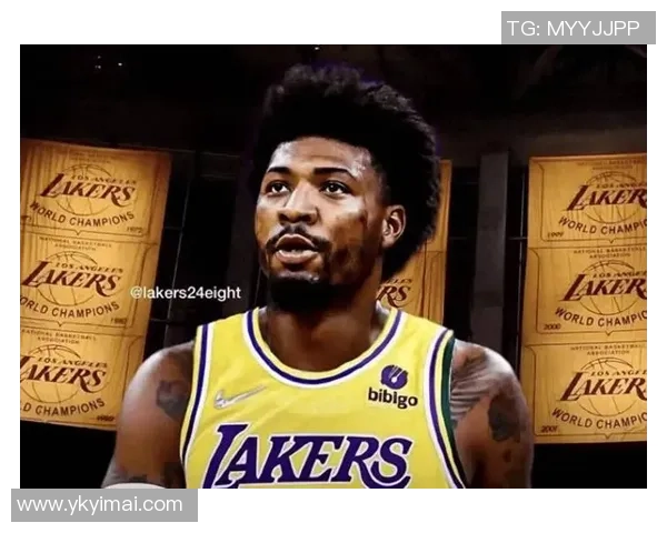 马库斯斯马特的篮球之路与领导力发展探讨